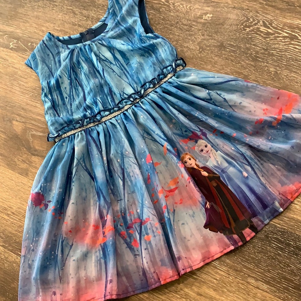 Little girls Disney’s Frozen dress